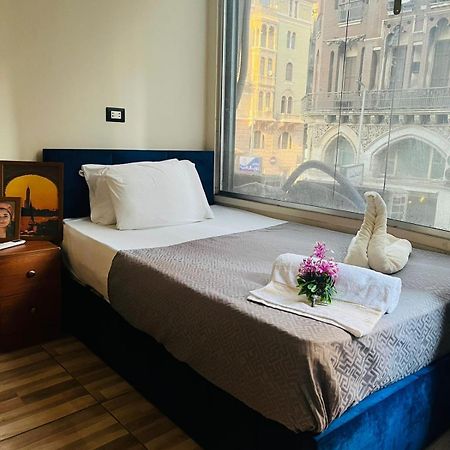 Rev Inn Hotel Kairo Bagian luar foto