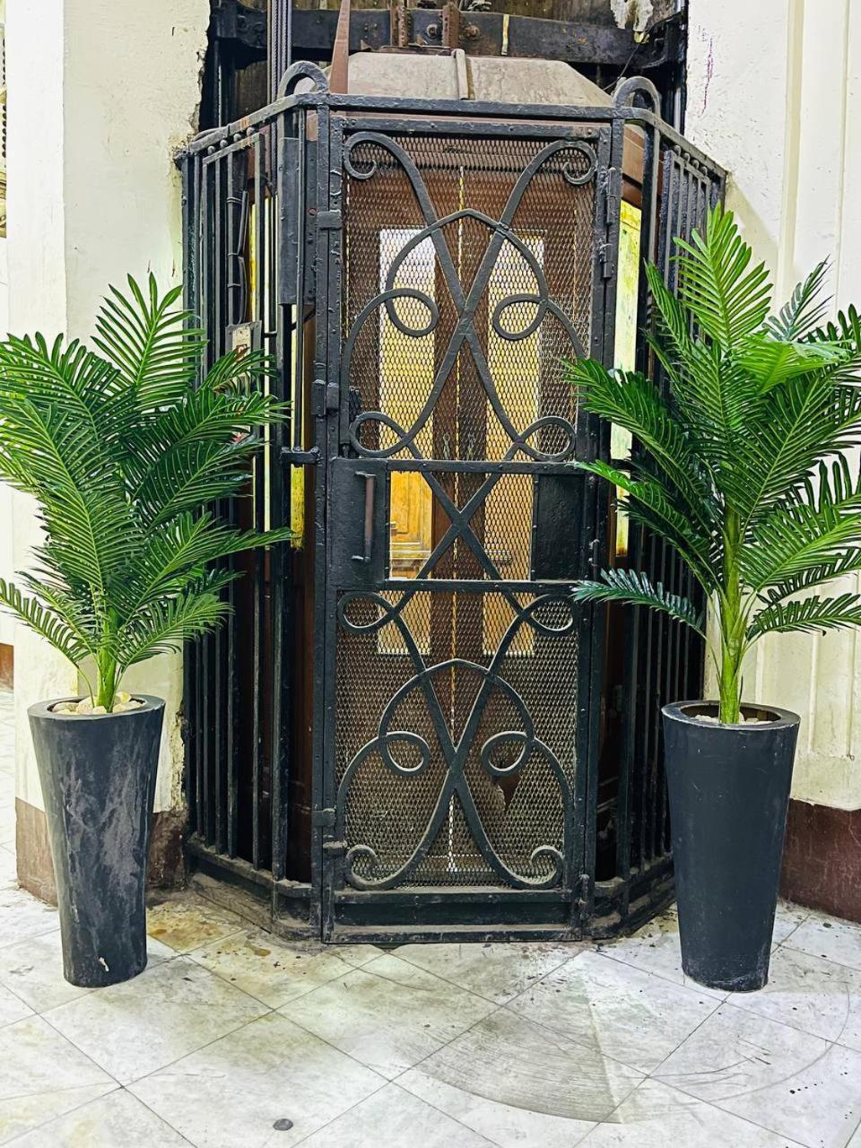 Rev Inn Hotel Kairo Bagian luar foto